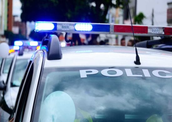 Bando fortemente armado ataca agências bancárias em Atibaia