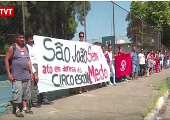 Moradores do Seródio protestam contra redução do projeto Circo Escola