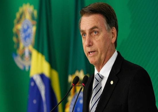 Bolsonaro dá pêsames à família de 1º PM assassinado no Rio em 2019