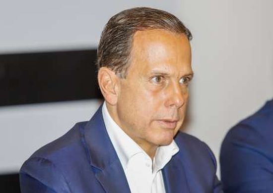 Doria revoga regra que limita poder da PM em reintegração de posse