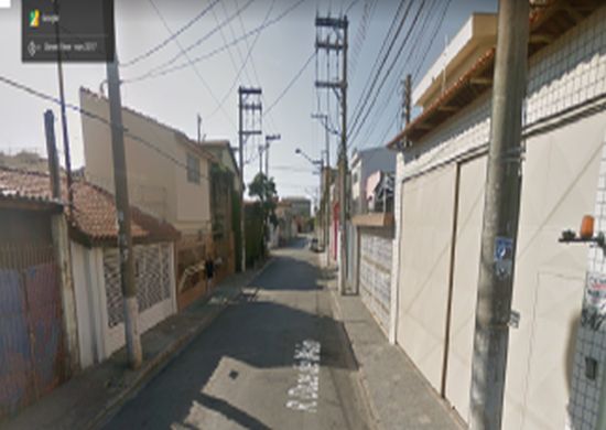Homem é esfaqueado e morto dentro de casa na Vila Galvão