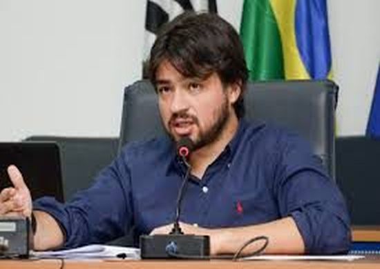 Reticências…por Pedro Notaro