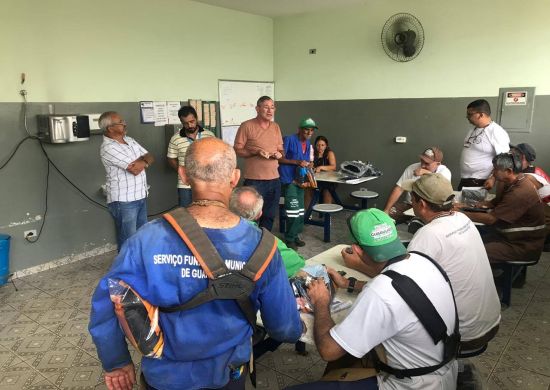 Após pressão do STAP,Prefeitura fornece insumos a servidores de cemitérios