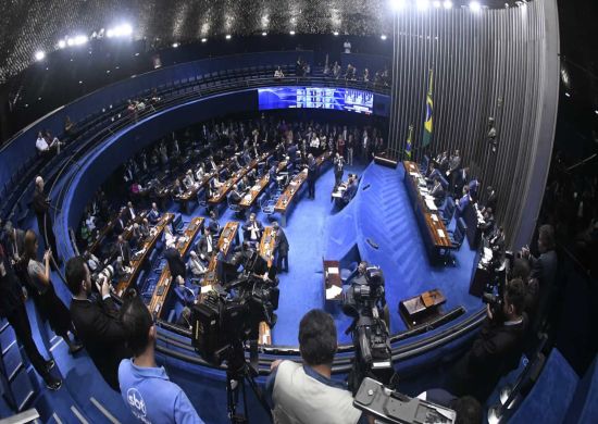 Senado desengaveta projeto que proíbe aborto em qualquer situação
