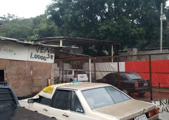 Suspeito é preso em desmanche ilegal na Estrada Albino Martelo