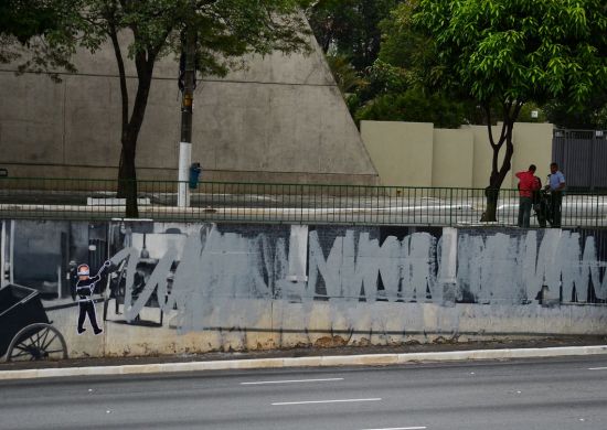 Justiça condena Doria a pagar R$ 782 mil por remoção de grafites