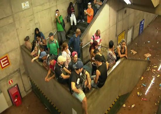 Dez pessoas morrem por complicações de tempestade na Grande SP