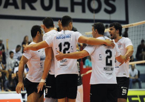 Corinthians-Guarulhos perde para o Vôlei Um Itapetininga