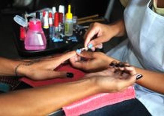 Prefeitura abre inscrições para cursos na área de beleza nesta quarta