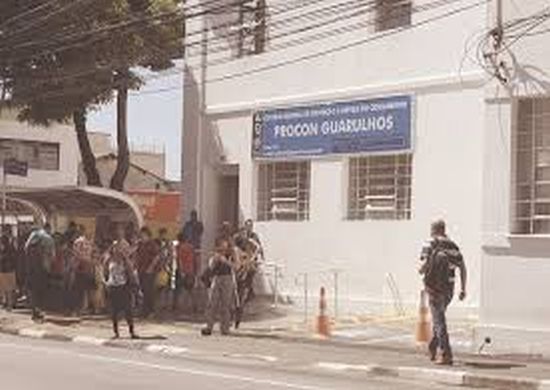 Procon Guarulhos alerta sobre danos a equipamentos por descargas elétricas decorrente de temporais