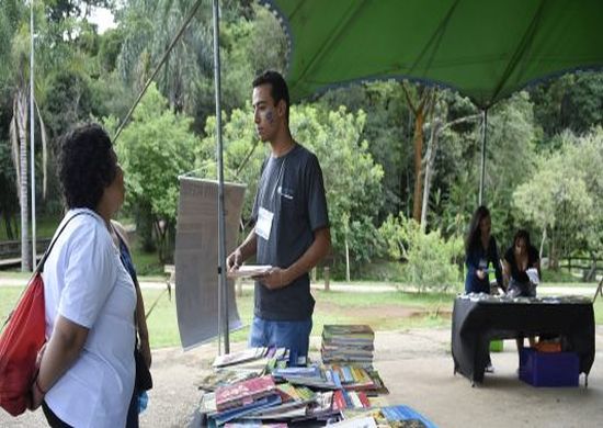 Troca de Livros e Gibis da Central do Voluntariado acontece neste sábado