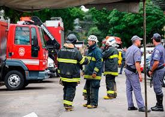 Governo de SP entrega 56 novas viaturas ao Corpo de Bombeiros