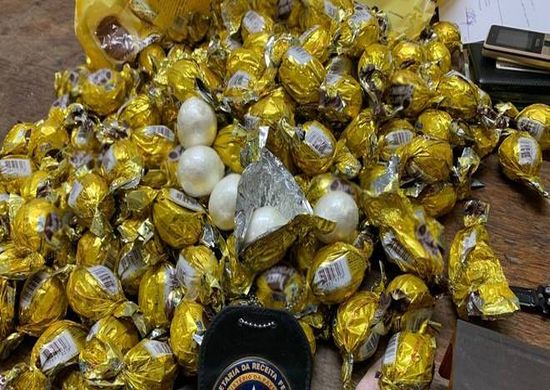 PF apreende cocaína em bombons no aeroporto de Guarulhos