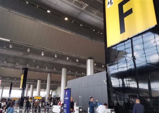 Sindigru cobra Latam sobre demissões em Guarulhos