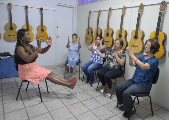 Prefeitura oferece novos cursos para a melhor idade no CCI Santa Mena
