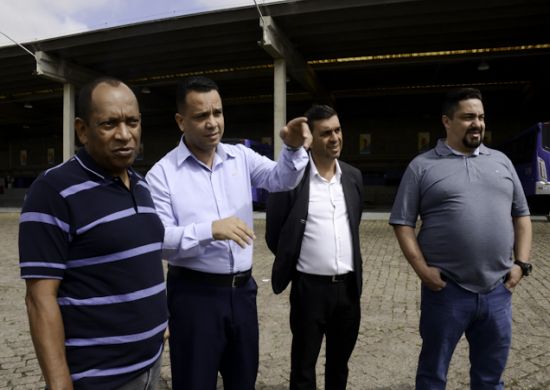 Vereadores visitam empresa de ônibus intermunicipal em Guarulhos