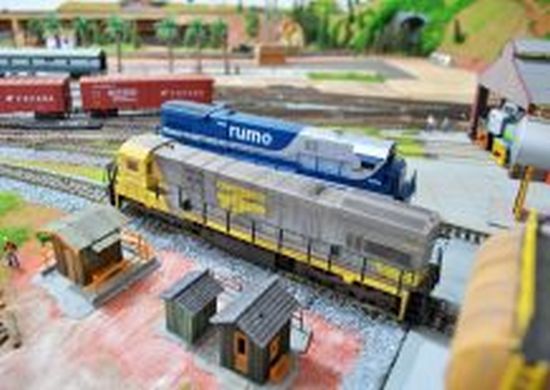 Moradores de Guarulhos ajudam a preservar a memória ferroviária do país