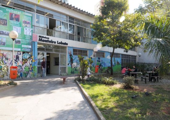 Sarau e palestra são atrações a Biblioteca Monteiro Lobato neste final de semana