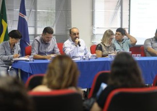 Gestores discutem melhorias para as escolas da Prefeitura