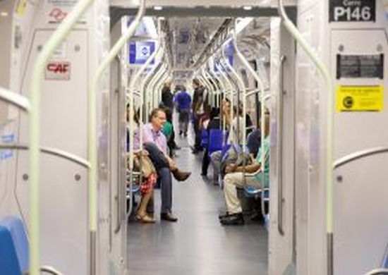 Metrô e CPTM reforçam campanhas de combate ao assédio no transporte