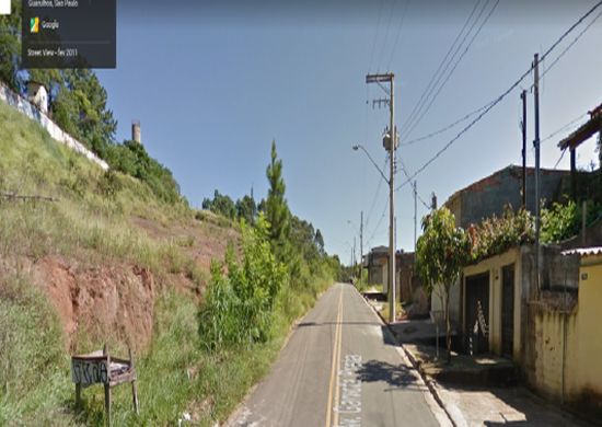 Barracos irregulares no Continental IV são demolidos pela Prefeitura