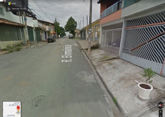Dois são presos após fazer família refém no Jardim Bela Vista