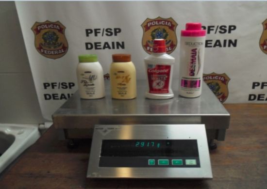 Três são presos no aeroporto com drogas em xampú, sabonetes e pastas de dente