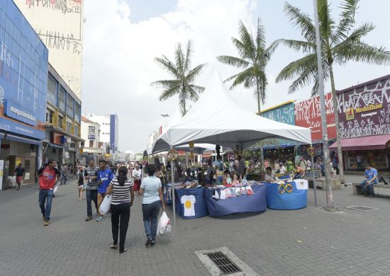 Feira da Economia Solidária intensifica vendas para o Dia das Mães