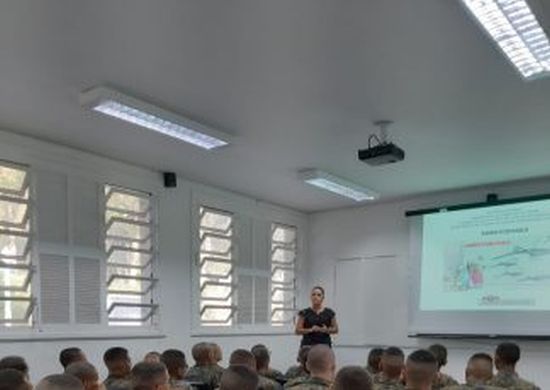 Soldados da Base Aérea entram na luta contra o mosquito Aedes aegypti