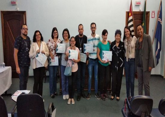 Conselho Federal de Farmácia certifica profissionais em Guarulhos