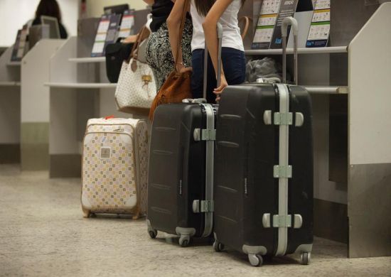 Aeroportos de Guarulhos e Salvador começam hoje a fiscalizar bagagens