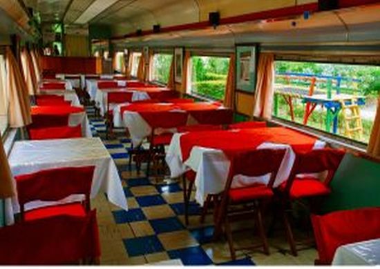 Conheça seus direitos e deveres ao sair para comer em restaurantes