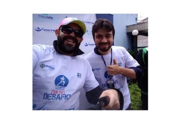 Funcionários da Proguaru reunem-se para caminhada no Dia do Desafio
