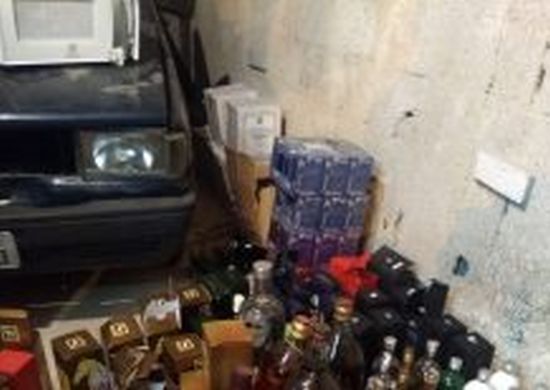 Três são presos no Lavras e impedidos de furtar adega