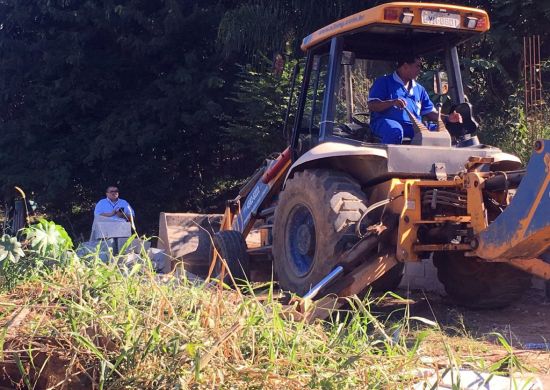 Construção em área de proteção ambiental é removida na Ponte Alta