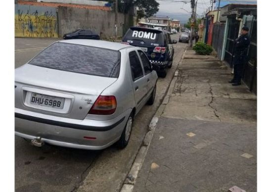 GCM encontra veículo roubado na avenida Monteiro Lobato