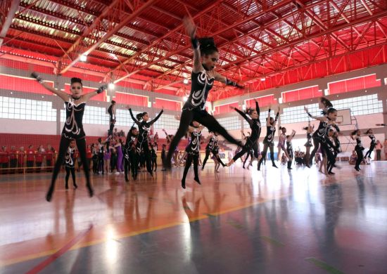 CEU Parque São Miguel oferece oficinas gratuitas de circo e acrobática