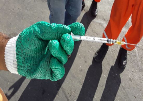 Condomínio residencial é autuado por descarte irregular de agulhas