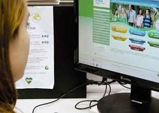 Inscrições para o Fies do segundo semestre terminam nesta segunda