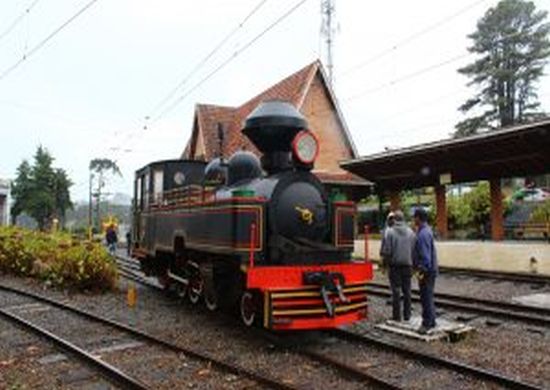 Estrada de Ferro Campos do Jordão retoma passeio de Maria-Fumaça