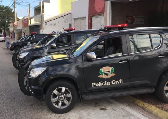 Dise de Guarulhos prende homem com três quilos de cocaína em Arujá