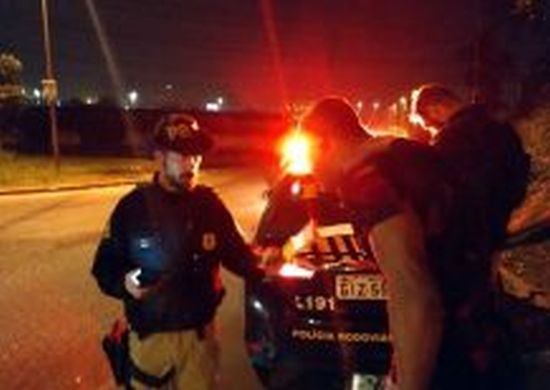 Blitz da Lei Seca tem perseguição e prisão em flagrante