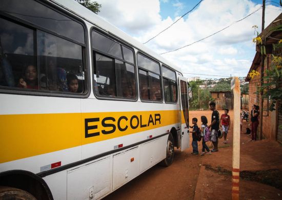 Alunos da rede estadual ficam sem ônibus fretados em Guarulhos