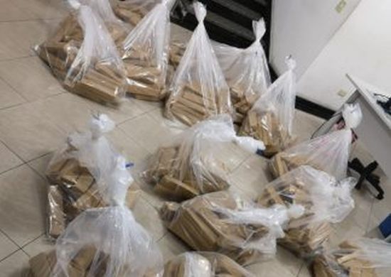 Dois são presos no Pimentas com 370 kg de maconha