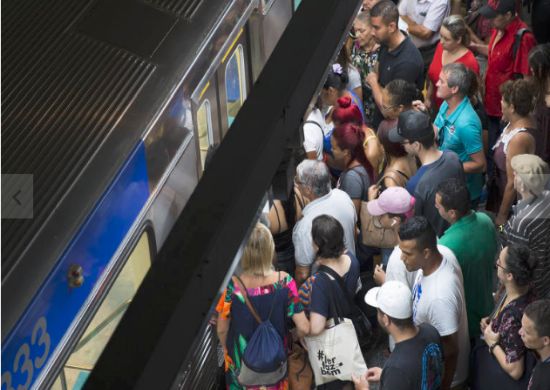 Metrô de SP terá vigilância com reconhecimento facial