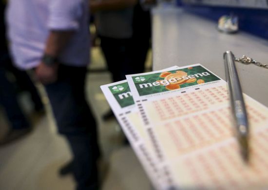 Ninguém acerta a Mega-Sena e prêmio acumulado é R$ 16 milhões