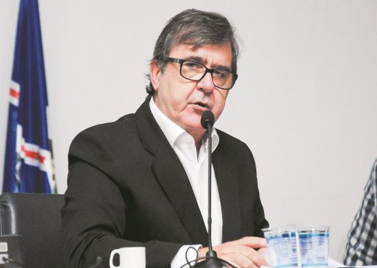 Reticências…por Pedro Notaro