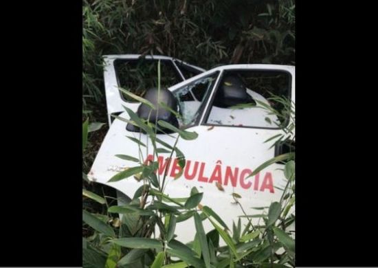 Localizada ambulância que pode ter sido usada em roubo de ouro em Guarulhos