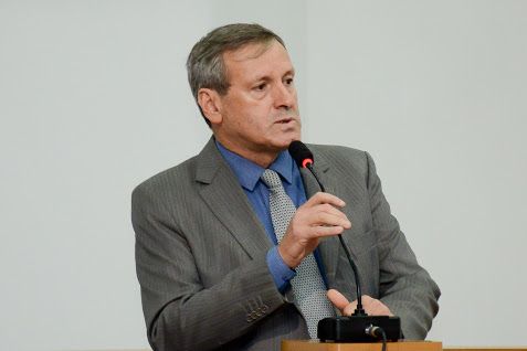 Vereador propõe cancelar exigência de especialização para médico da família