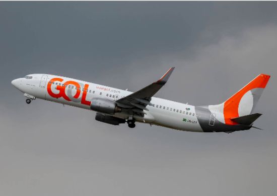 Justiça condena Gol por deixar criança dormir sozinha em Guarulhos